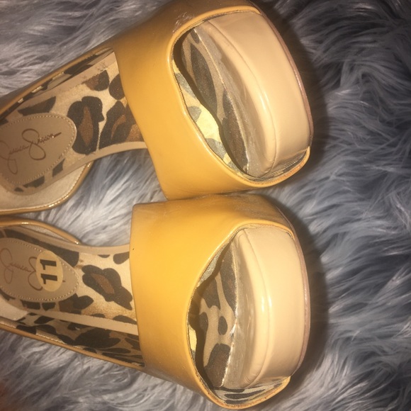 Jessica Simpson Pumps - Picture 5 of 5